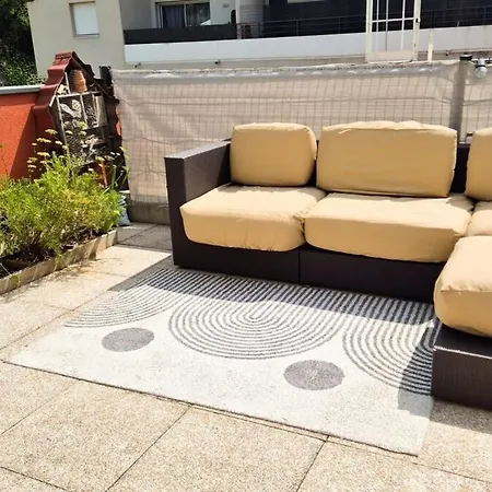 T4 Avec Grande Terrasse - Bbq - Parking *