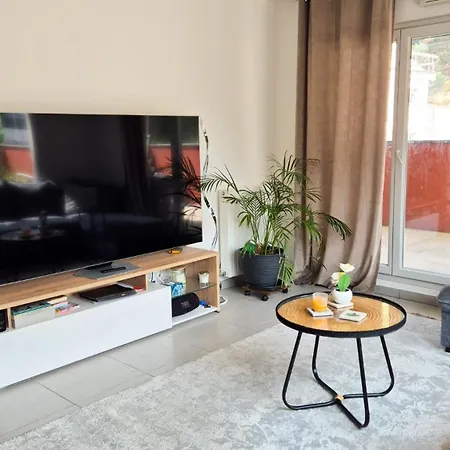 Lejlighed T4 Avec Grande Terrasse - Bbq - Parking La Trinité