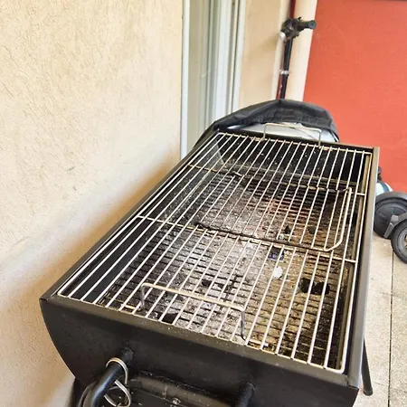 Lejlighed T4 Avec Grande Terrasse - Bbq - Parking